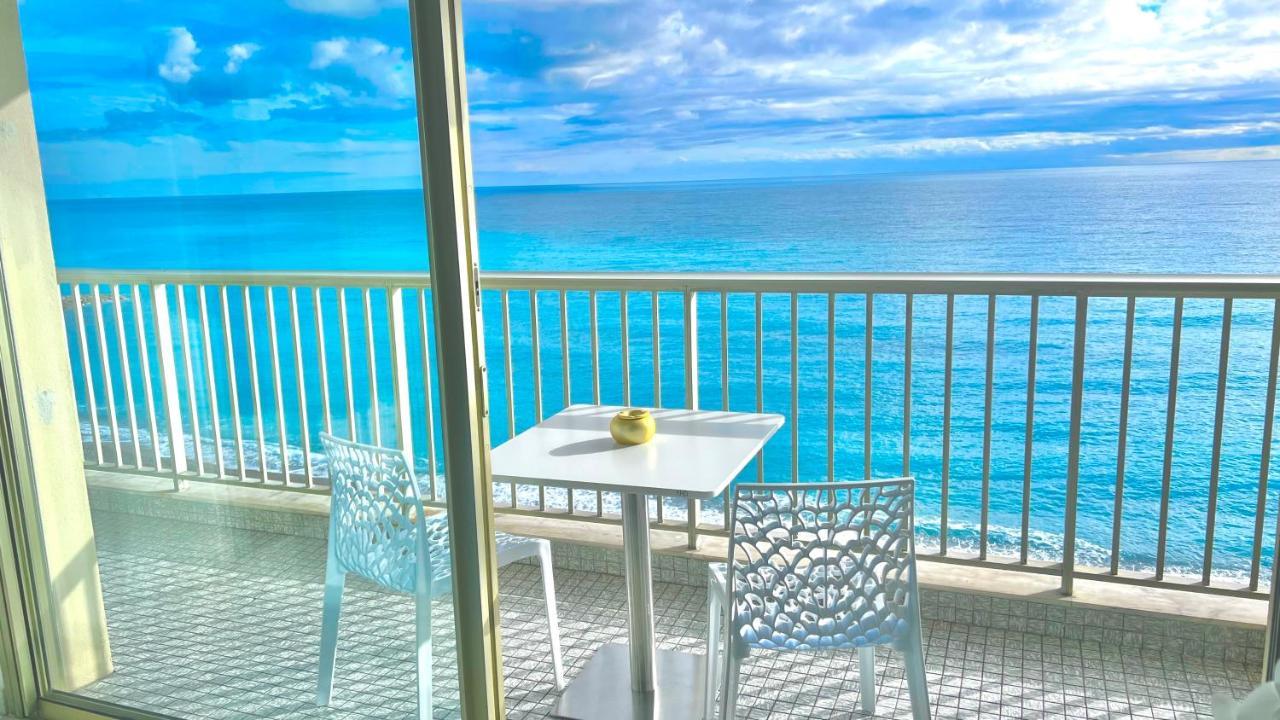 Seaviews By Jenni Menton, La Suite, Superbe Front De Mer, Top Emplacement Avec Terrasse Et Parking! Экстерьер фото